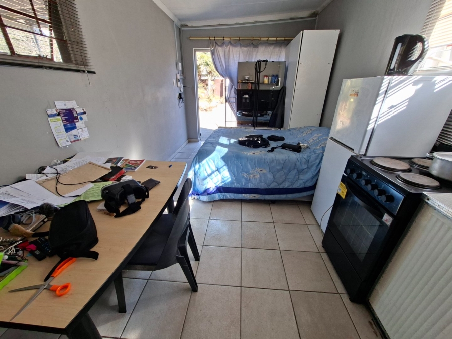 6 Bedroom Property for Sale in Park West Free State